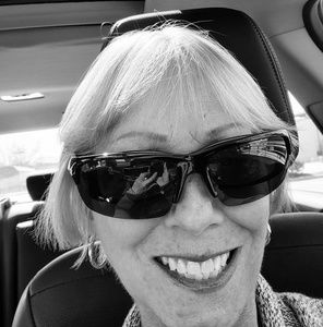 Meet your Posher, Sandra